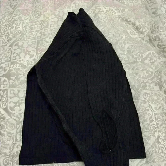 Zara woman’s black long sleeve with elbow cut outs very stylish in  size small - Picture 2 of 5